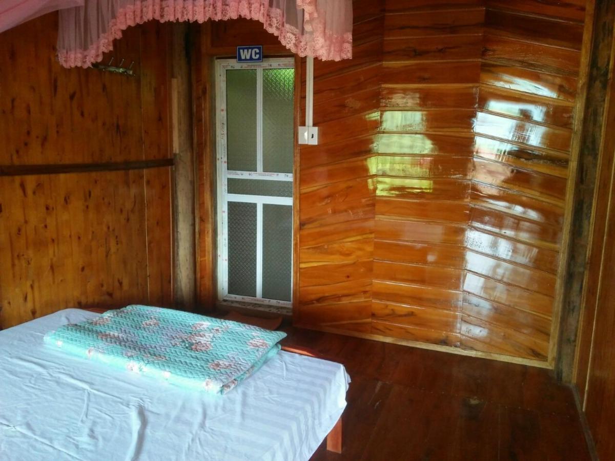 Tran Xuan Homestay Ba Be Екстер'єр фото