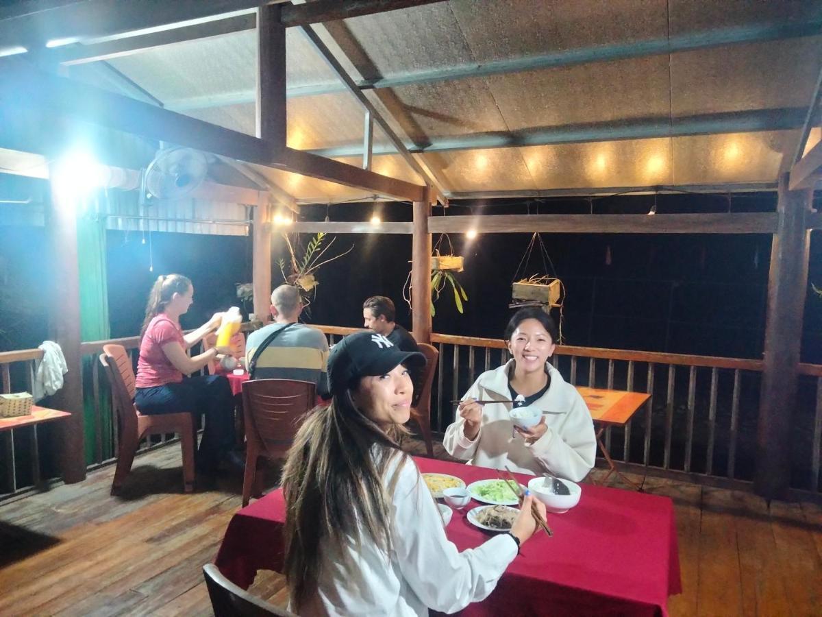 Tran Xuan Homestay Ba Be Екстер'єр фото